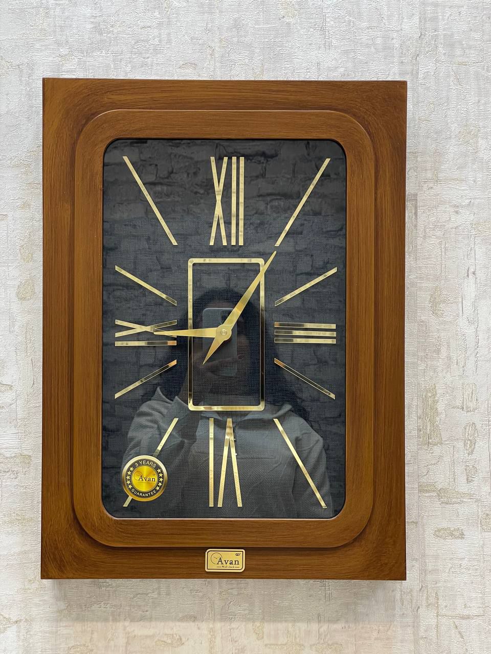 ساعت دیواری آوان 320 قهوه ای