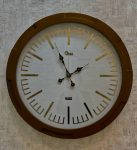 ساعت دیواری چوبی آوان 778