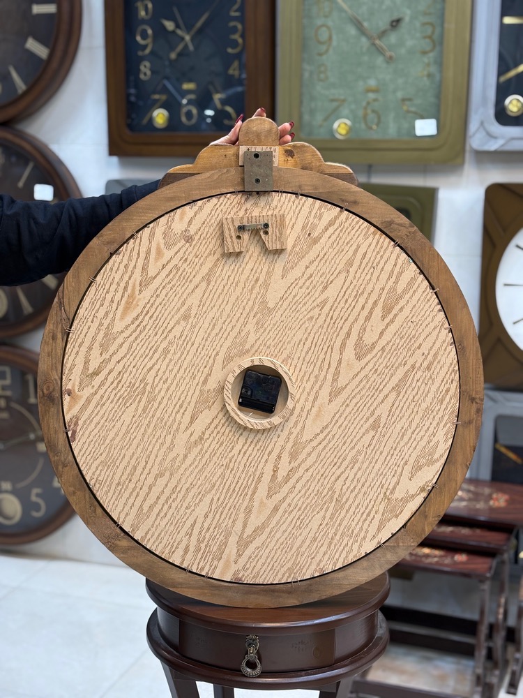 ساعت دیواری هورس بیسورت