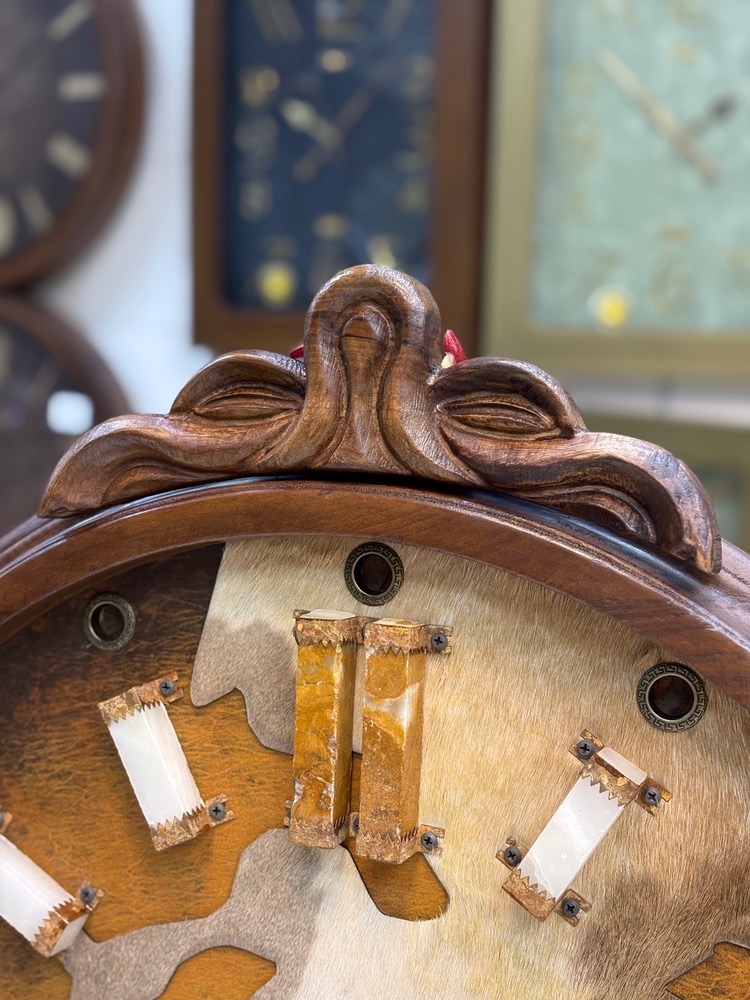 ساعت دیواری هورس بیسورت